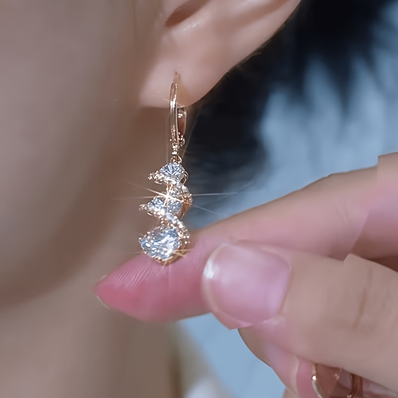 Women's Exquisite Zirconia Stone Earrings for Daily Wear